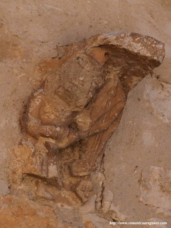 CAPITEL DE LA CABECERA PRIMITIVA